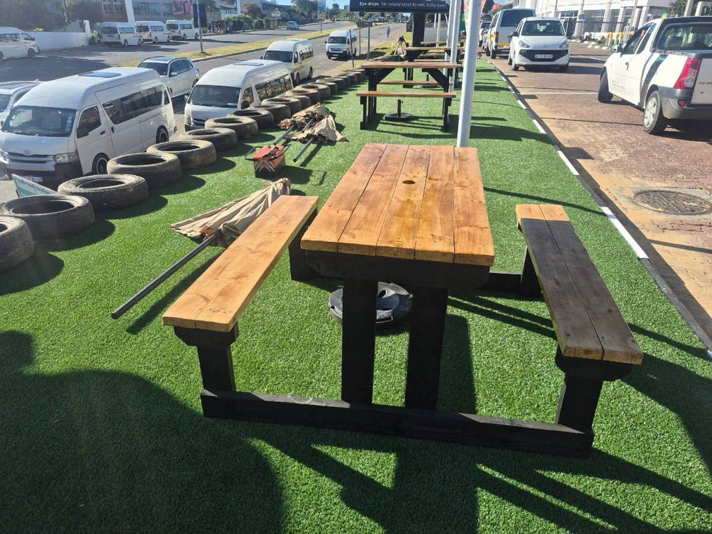 Zenzelayo benches