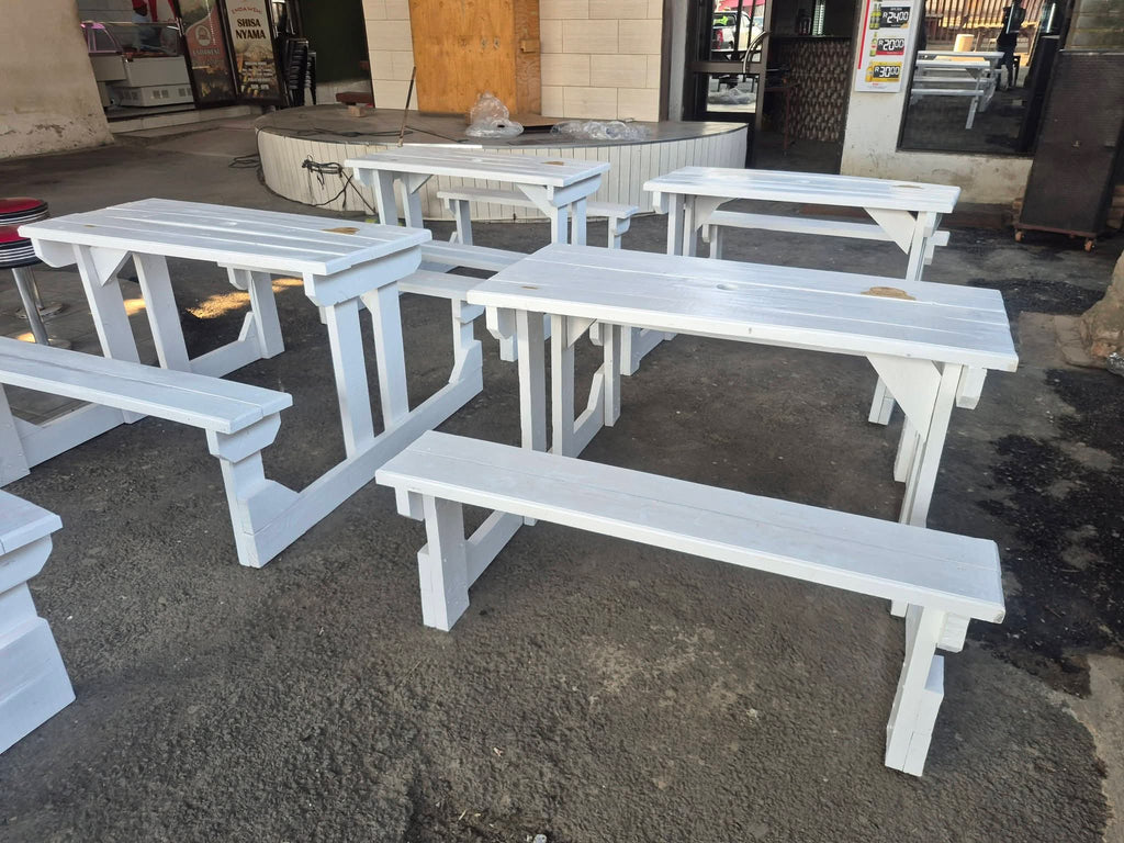 Zenzelayo benches