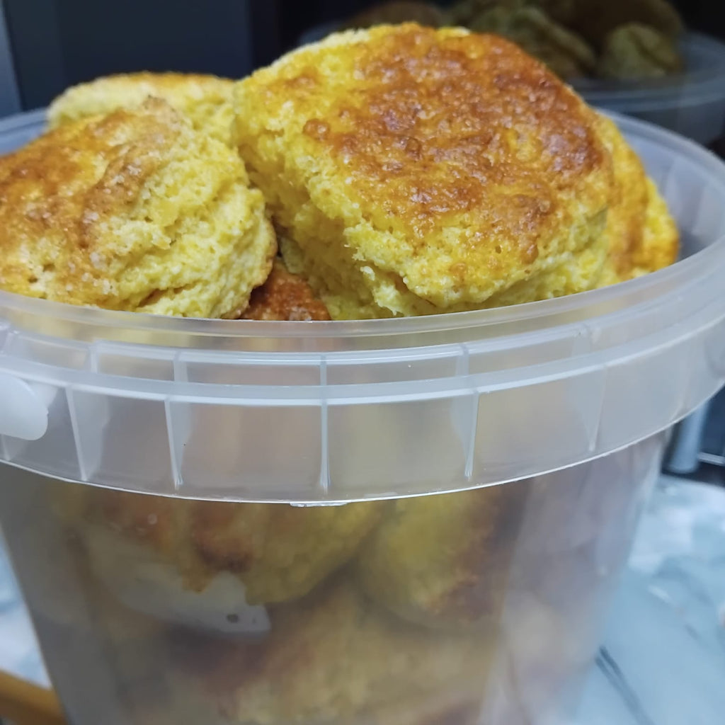 Scones (Vanilla B cakes)