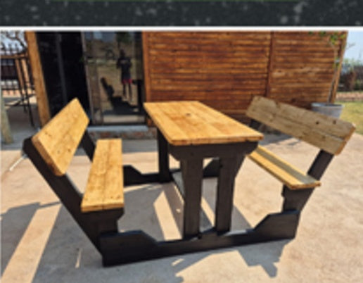 Zenzelayo benches